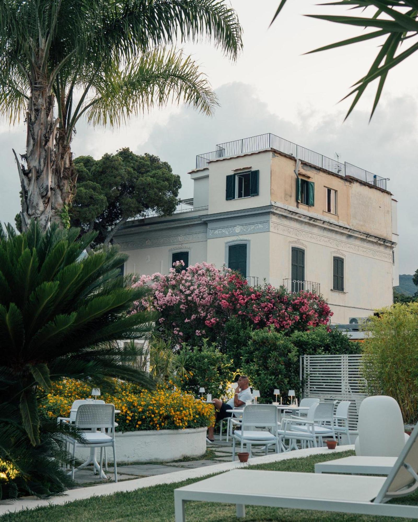 Hotel Relais Corte Degli Aragonesi Isquia Exterior foto